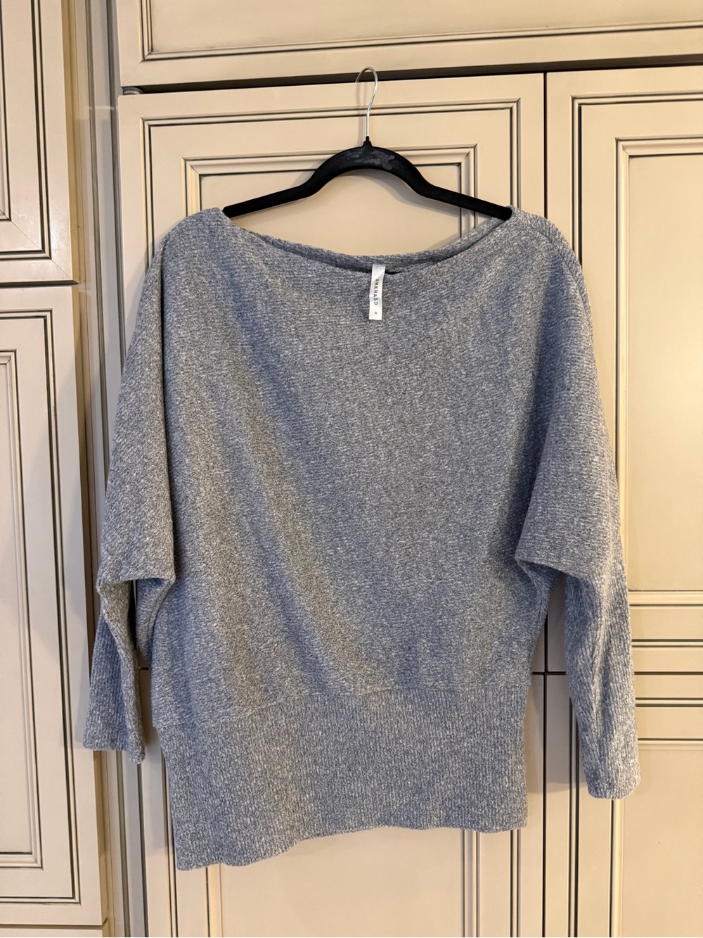 NEW EMERALD Light Gray Women's Boatneck One Shoulder Slouch Sweater Knit Top M
